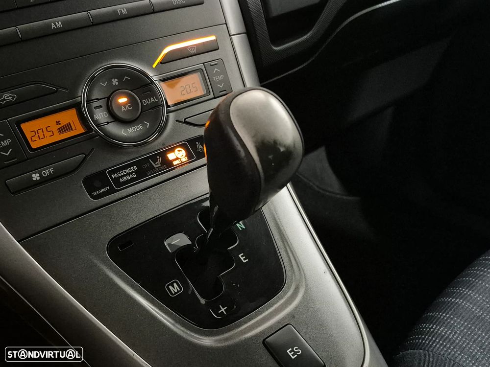 Toyota Auris 1.4 D-4D MMT Sol - 14