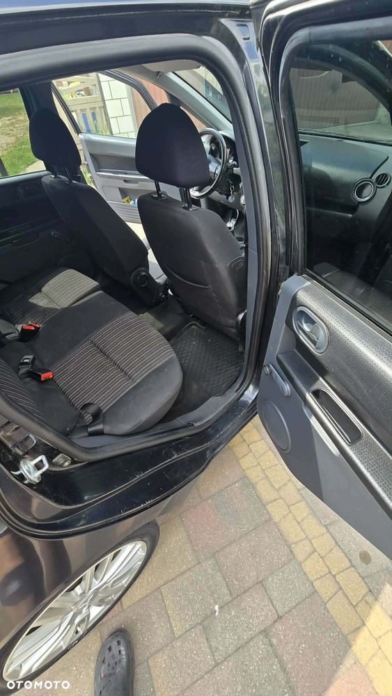 Mitsubishi Colt 1.1 - 7