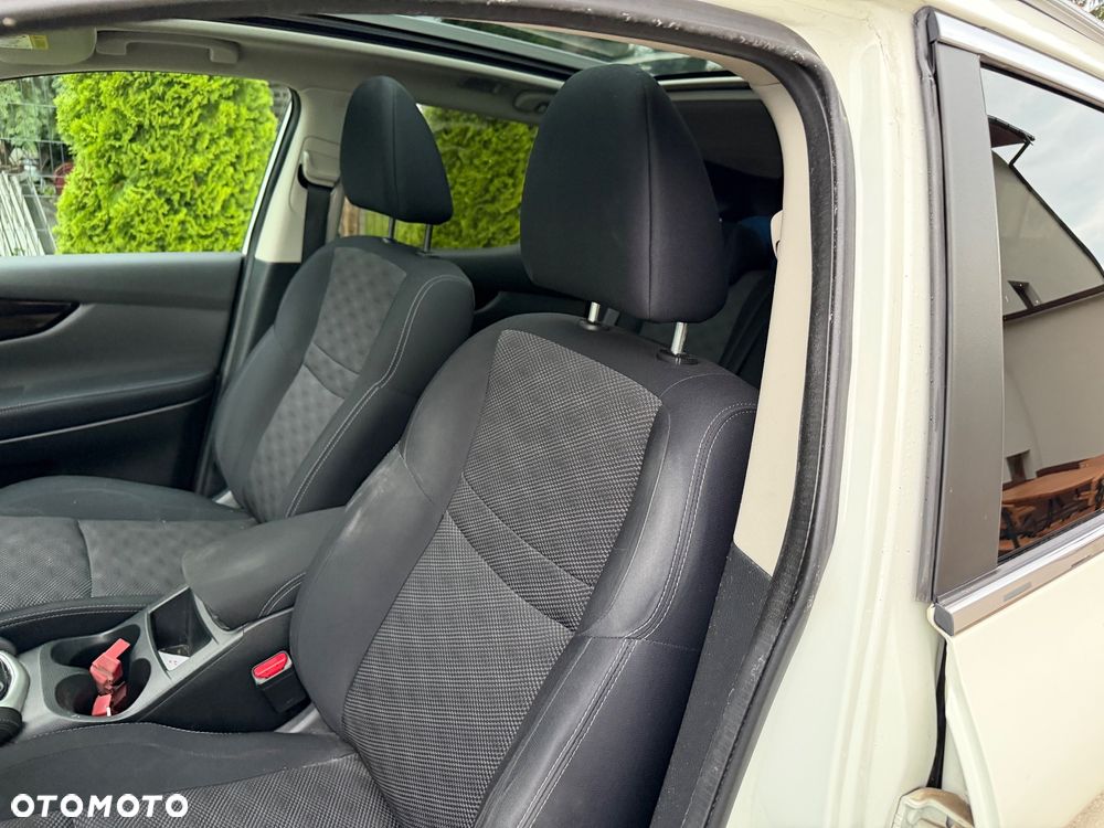 Nissan Qashqai 1.5 dCi DPF acenta - 15