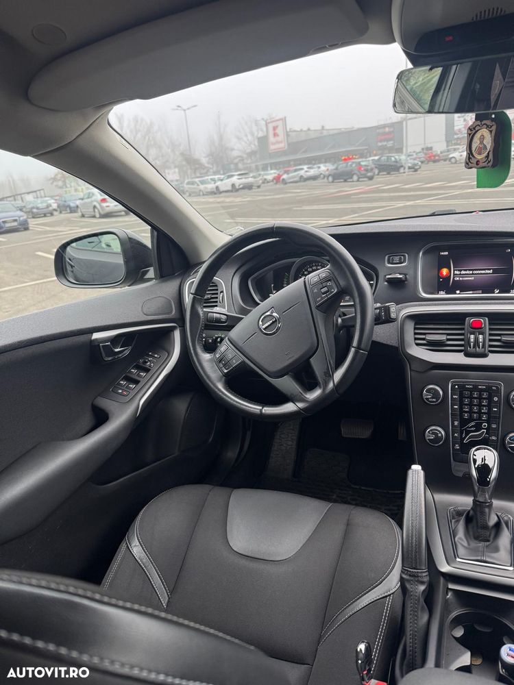 Volvo V40 D2 Aut. Kinetic - 10