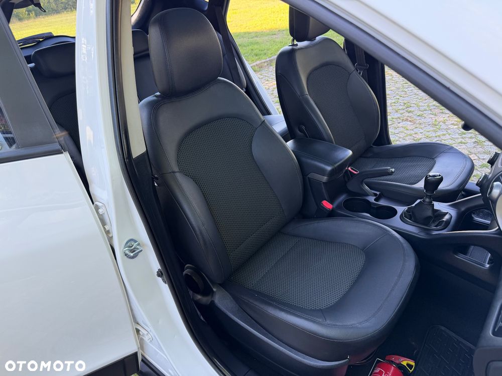 Hyundai ix35 1.6 2WD blue Style - 25