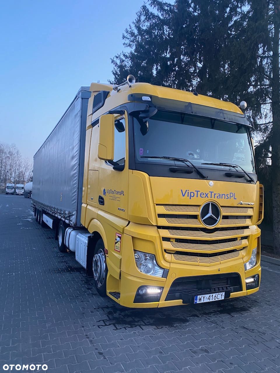 Mercedes-Benz ACTROS - 1