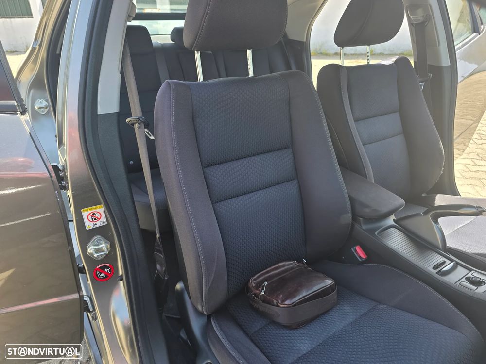 Honda Civic 1.4 i-VTEC Sport Edition - 17