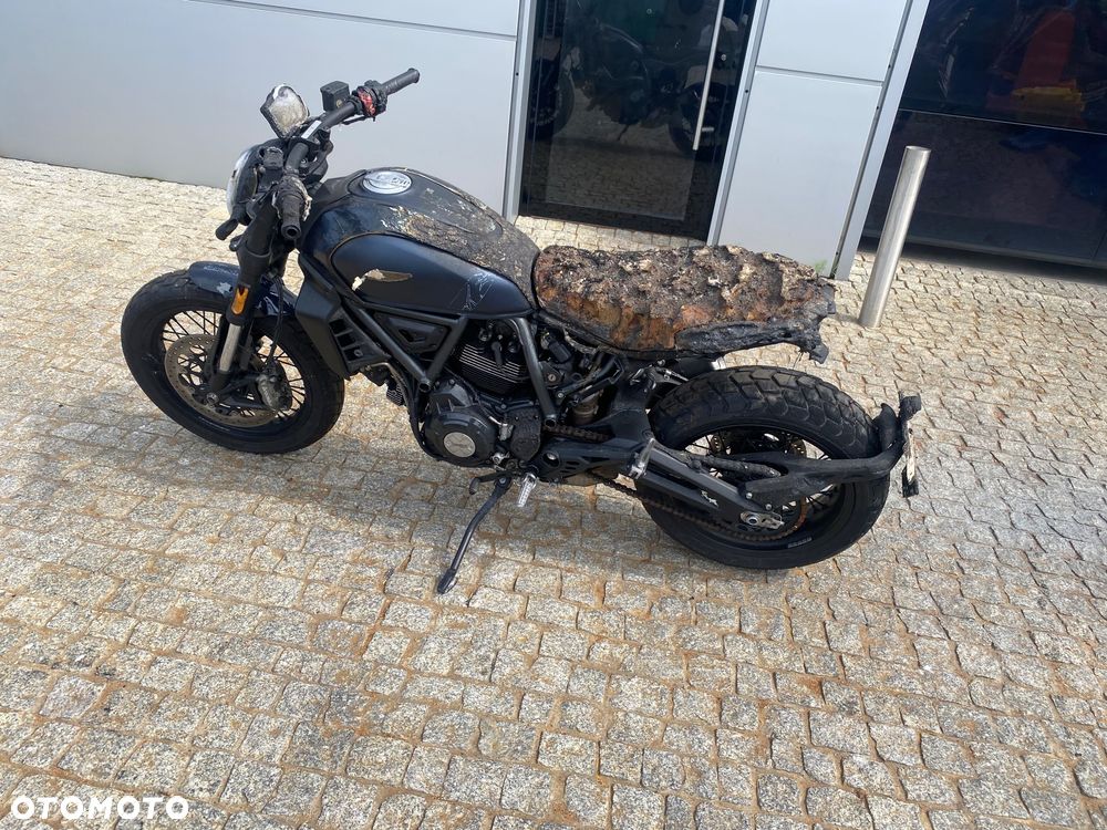 Ducati Scrambler - 2