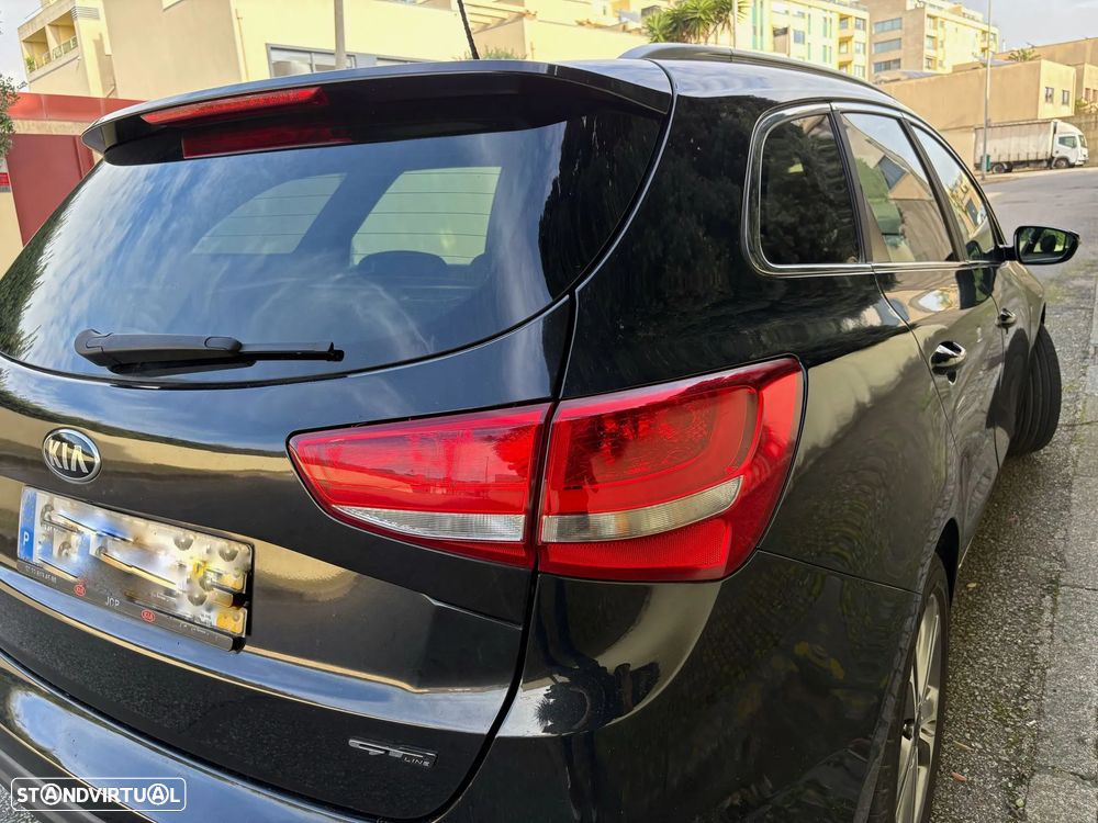 Kia Ceed SW 1.6 CRDi GT Line - 28