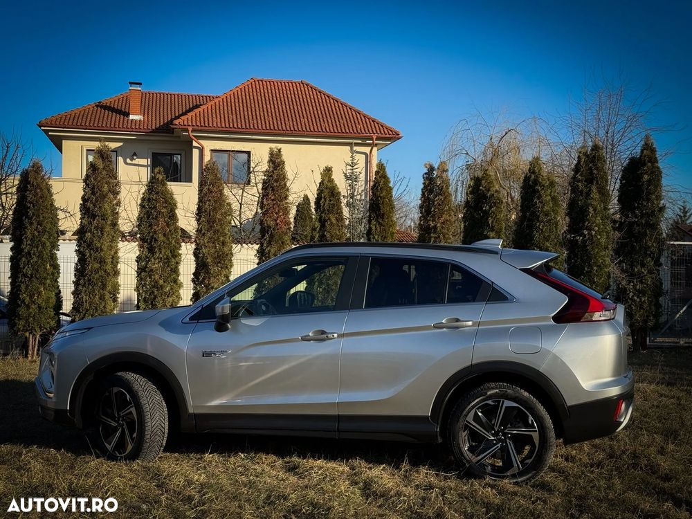 Mitsubishi Eclipse-Cross PHEV Intense+ Black - 7