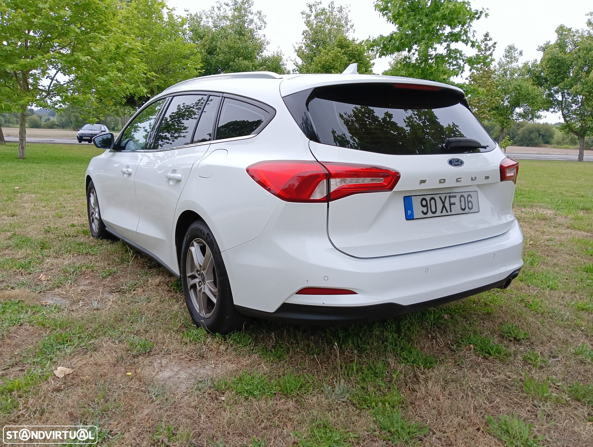 Ford Focus SW 1.5 TDCi EcoBlue Business - 6