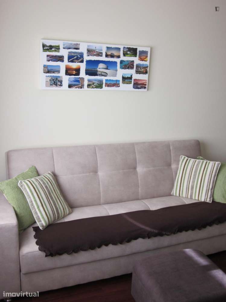 Apartamento com 1 quartos - localizado em Senhora da Hora Porto - Grande imagem: 2/12