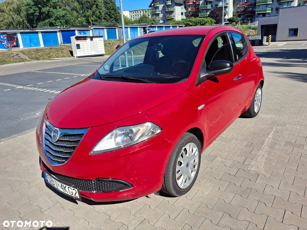 Lancia Ypsilon - 15