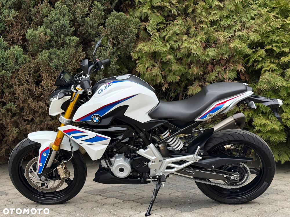 BMW G - 6