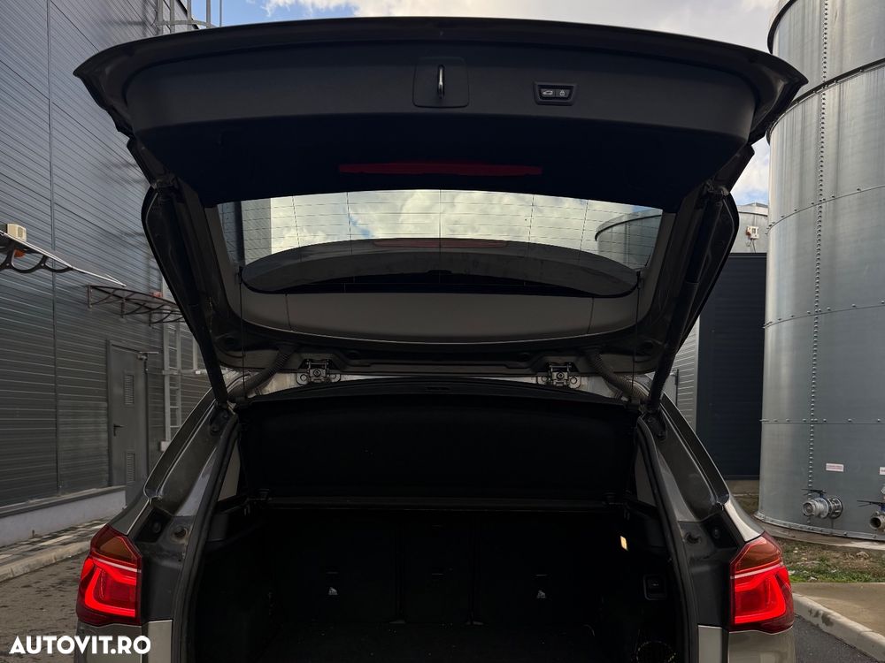BMW X1 - 8