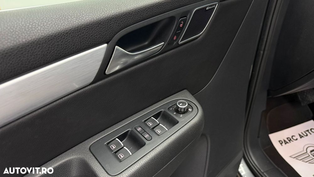 Volkswagen Sharan 2.0 TSI DSG Highline - 26