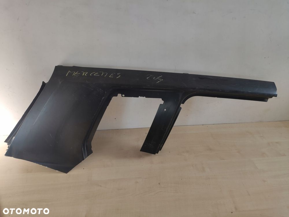 mercedes glk błotnik słupek prawy tył a2046370889 - 1
