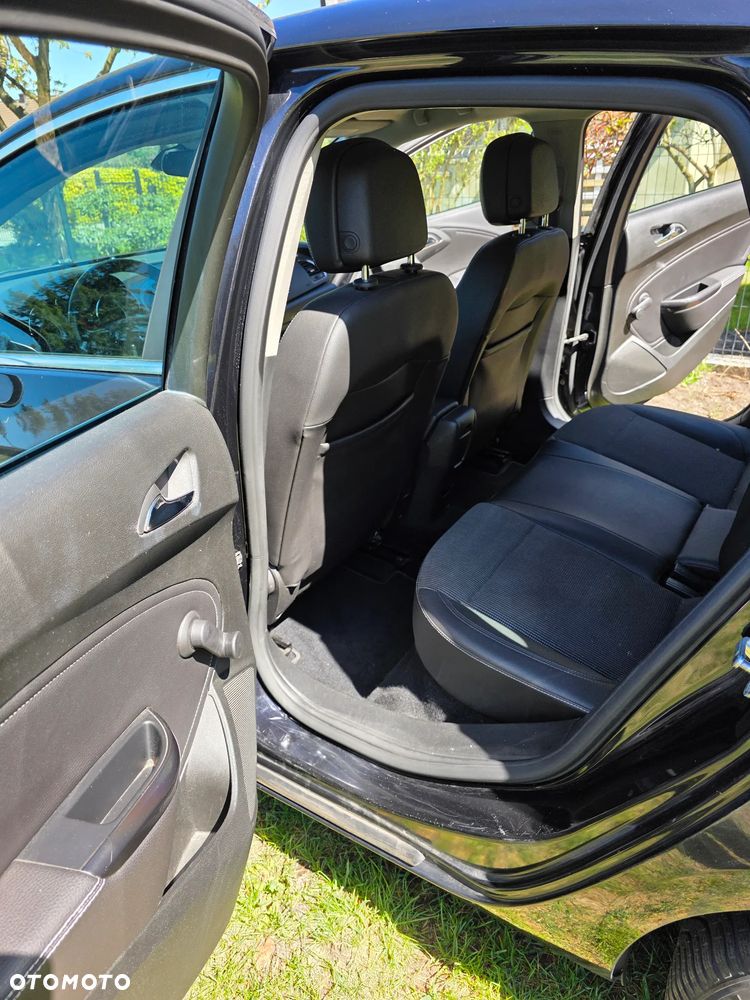 Opel Astra 1.6 - 11