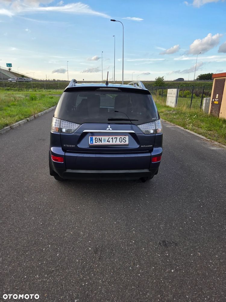 Mitsubishi Outlander 2.4 4WD CVT Intense - 7