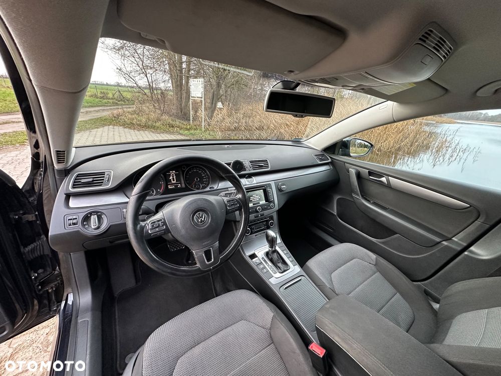 Volkswagen Passat 2.0 TDI DPF Comfortline DSG - 28
