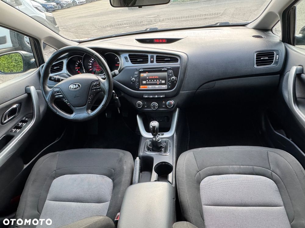 Kia Ceed 1.4 CRDi 90 ISG Spirit - 15