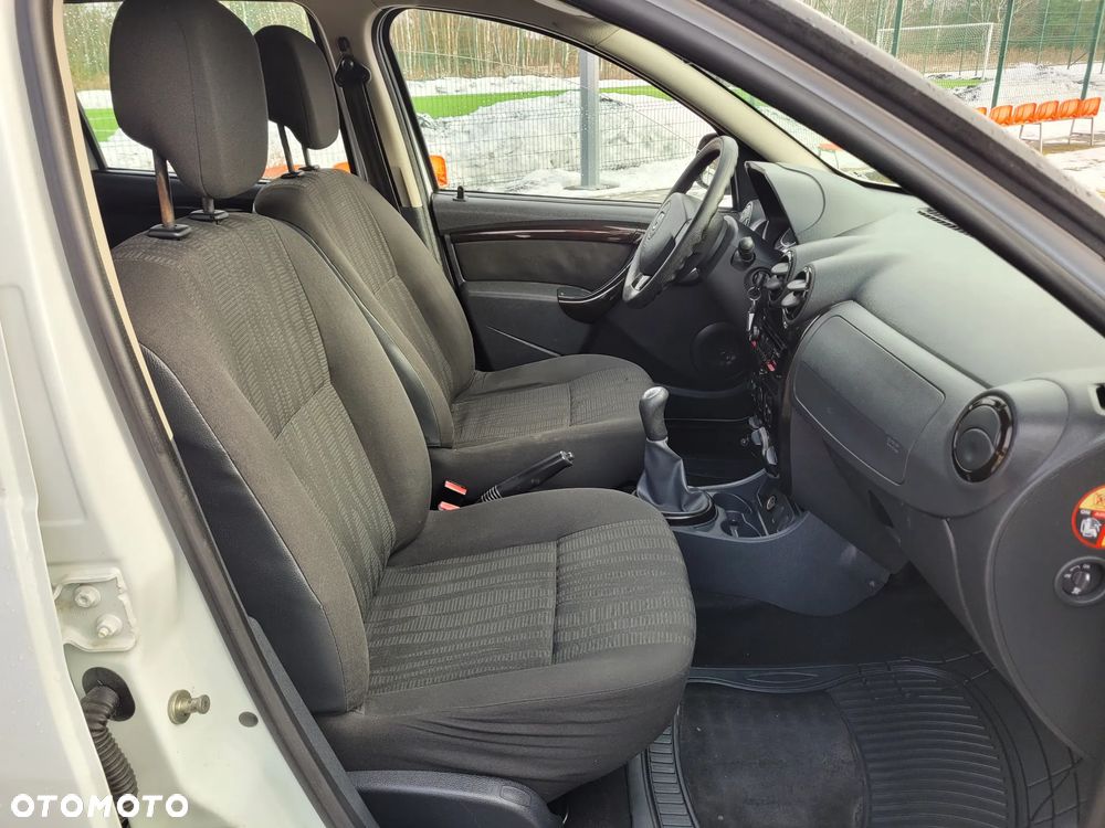 Dacia Duster dCi 90 FAP 4x2 Ambiance - 15