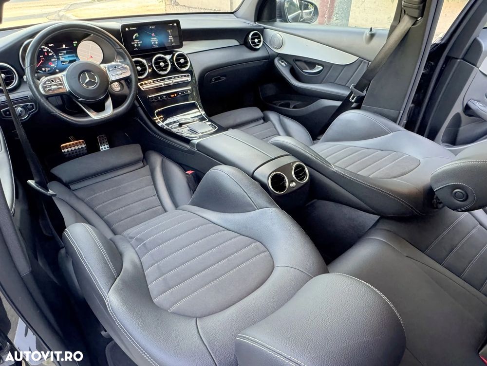 Mercedes-Benz GLC 300 e 4Matic 9G-TRONIC AMG Line Plus - 20