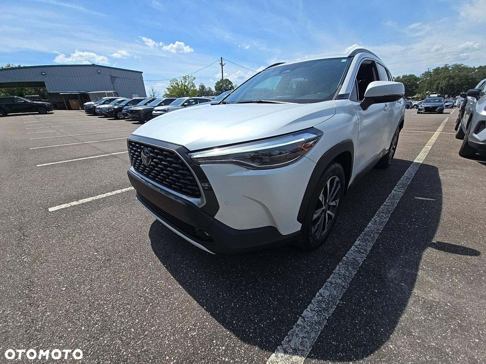 Toyota Corolla Cross - 1