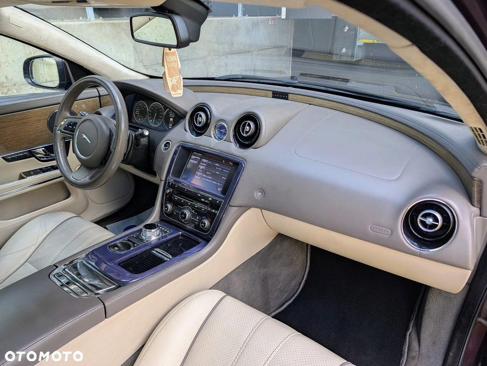 Jaguar XJ 3.0 V6 S Portfolio - 13