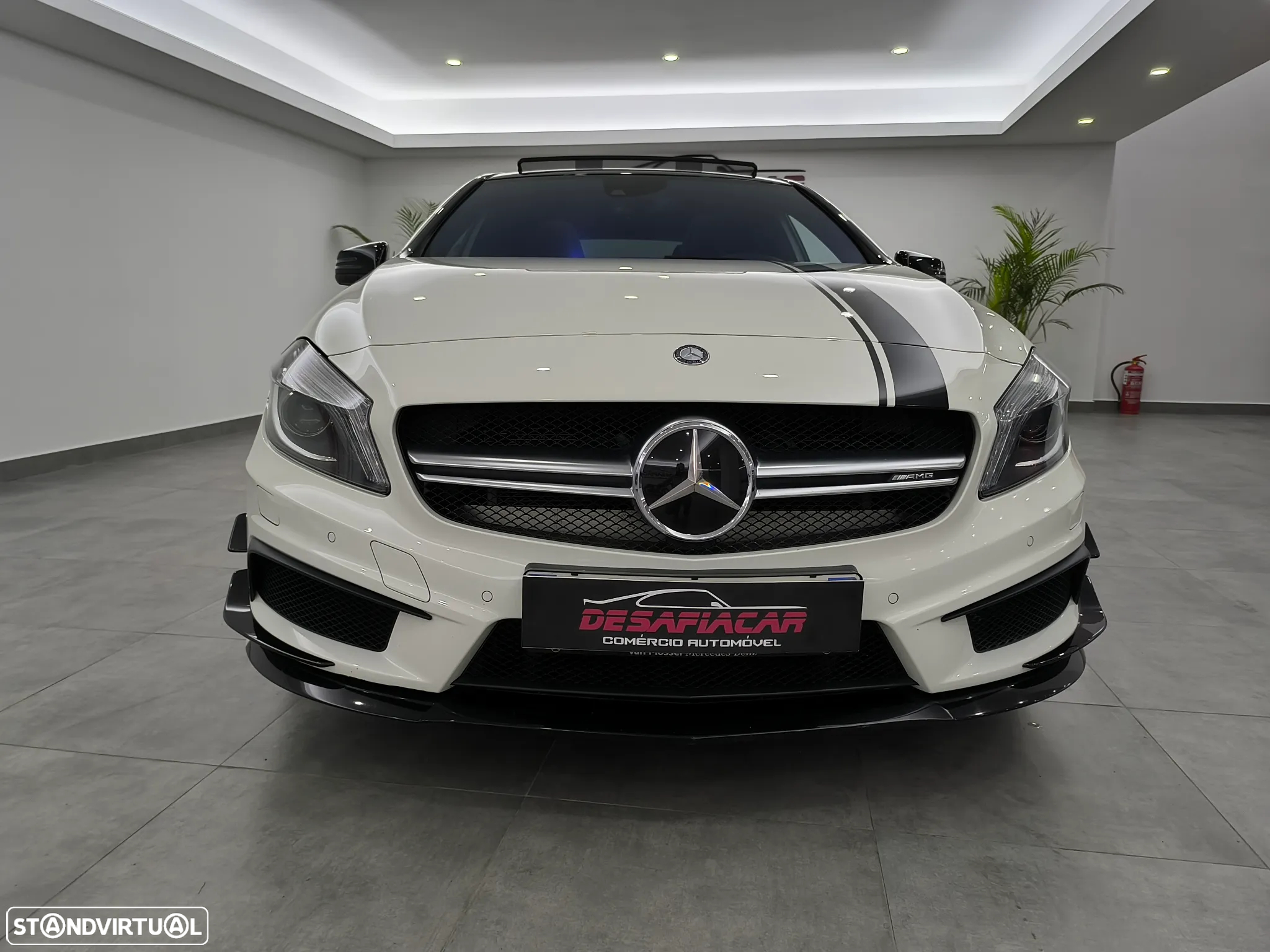 Mercedes-Benz A 45 AMG 4Matic Speedshift 7G-DCT - 12