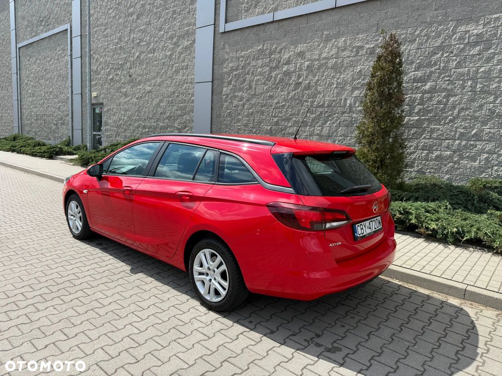 Opel Astra 1.6 CDTI Enjoy S&S - 10