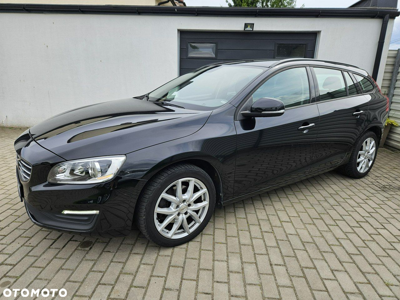 Volvo V60 D2 Kinetic - 11