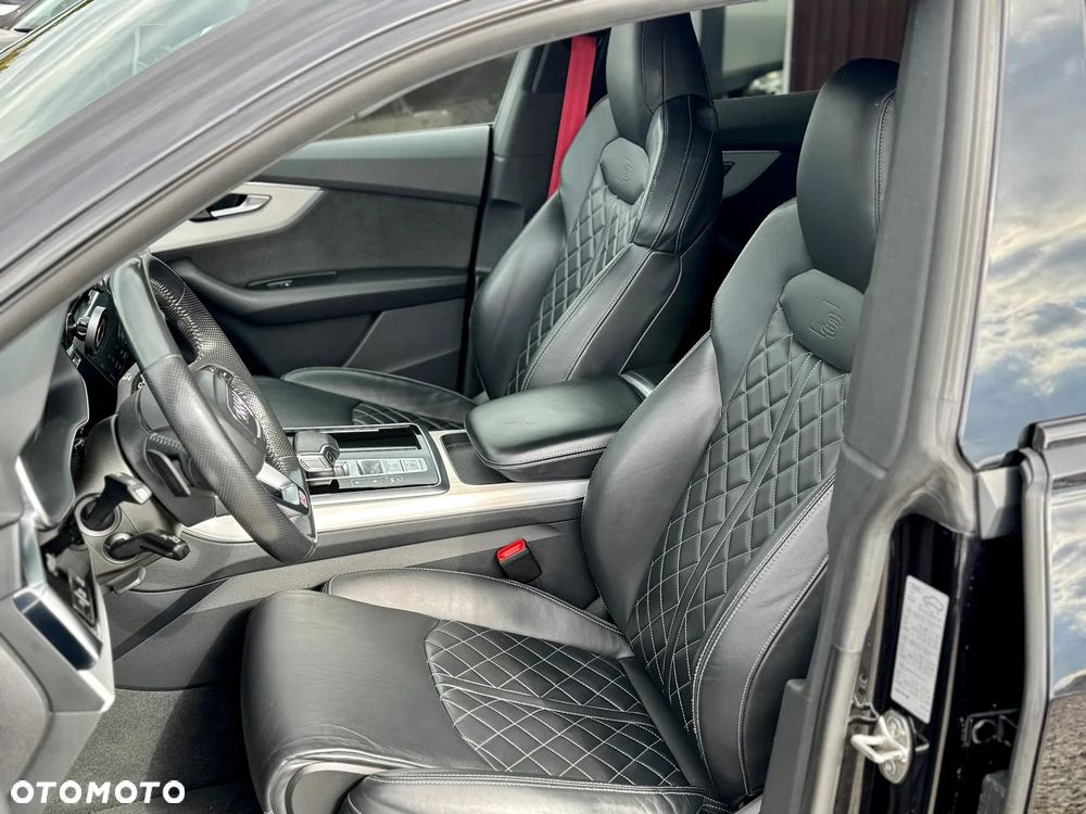 Audi SQ8 TDI quattro tiptronic - 13