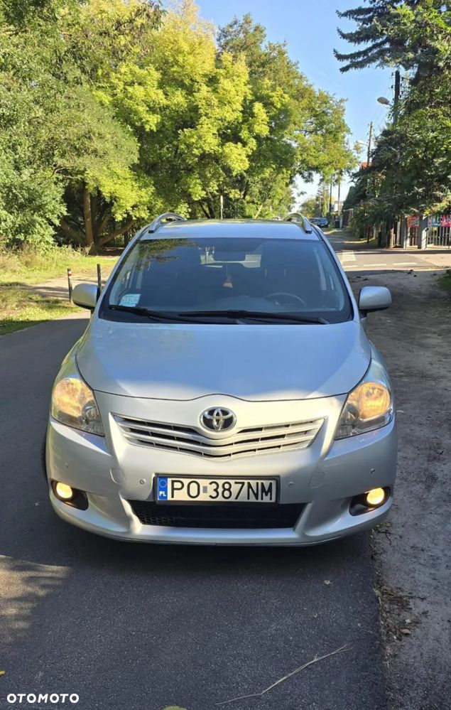 Toyota Verso 1.8 2010 7os - 3