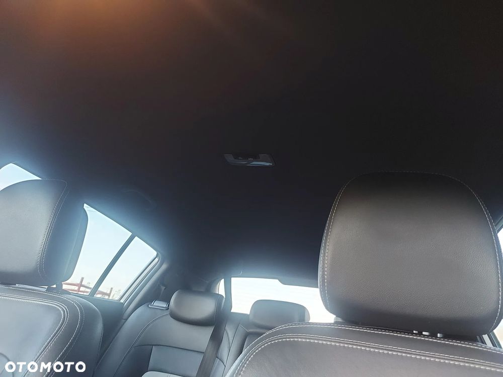 Kia Sportage 2.0 CRDI M 2WD - 17