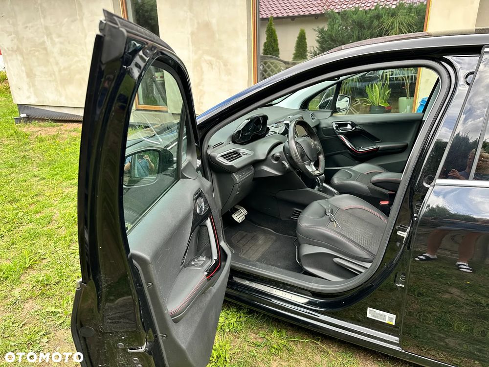 Peugeot 208 - 20
