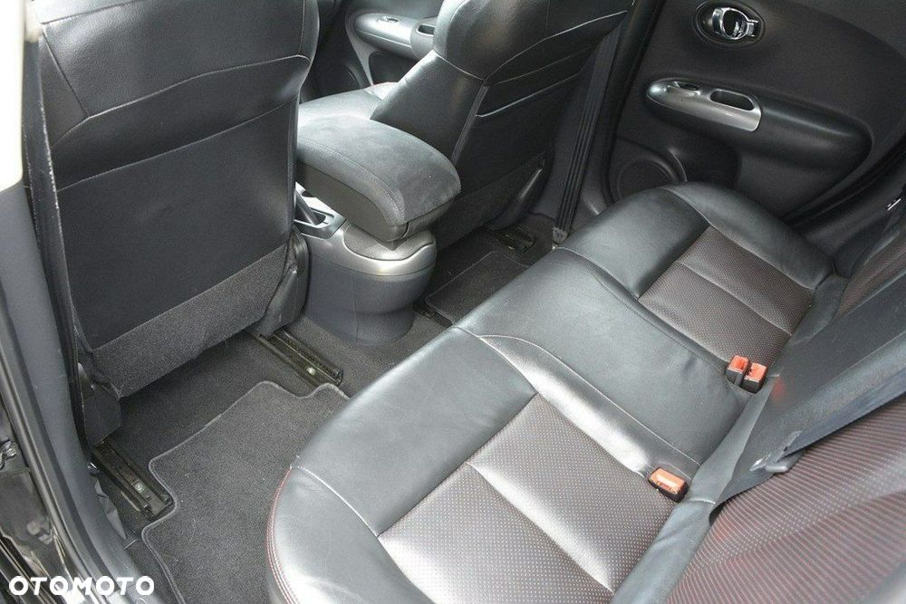 Nissan Juke 1.6 DIG-T Tekna - 32