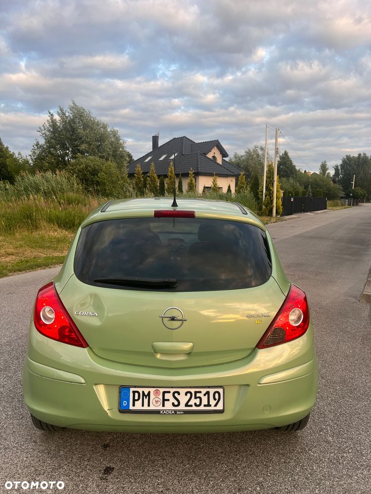 Opel Corsa 1.2 16V 111 - 8