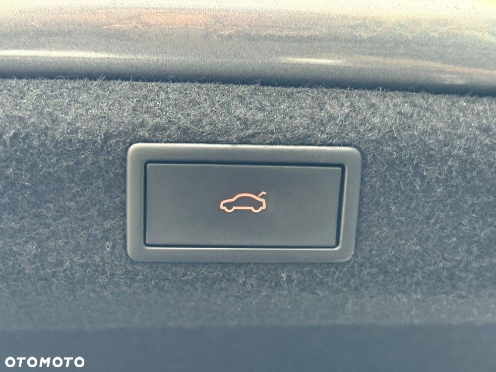 Skoda Superb 2.0 TSI L&K DSG - 20