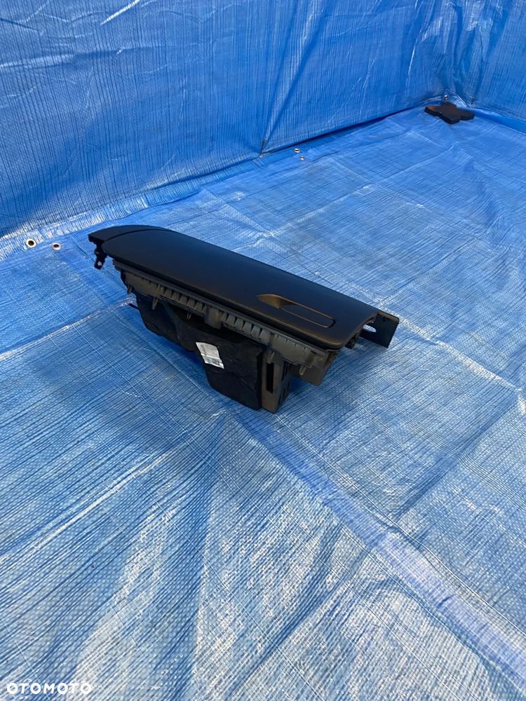 SCHOWEK PASAŻERA AUDI A3 8V CZARNY ORYGINAŁ EUROPA - 3