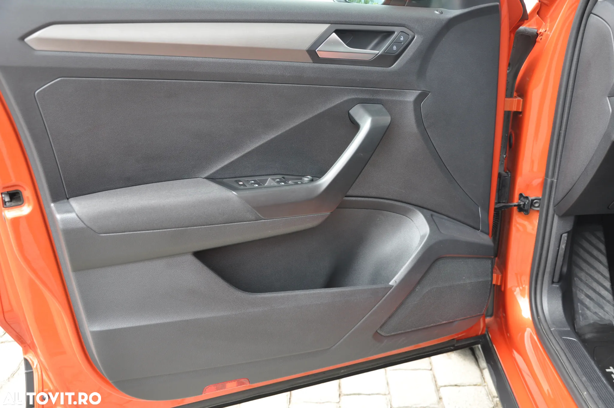 Volkswagen T-ROC 2.0 TDI DSG Design - 10