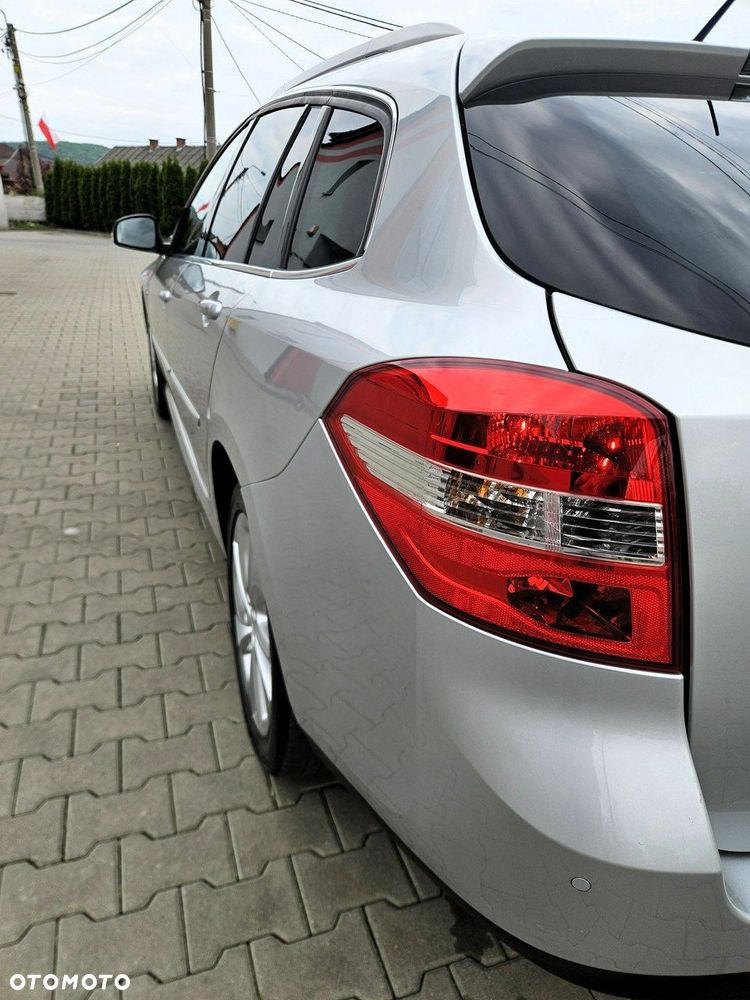Renault Laguna 2.0 Limited - 16