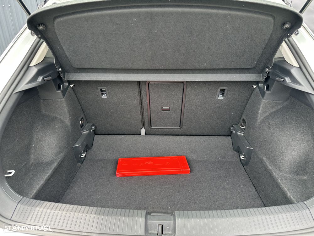 VW T-Roc - 36