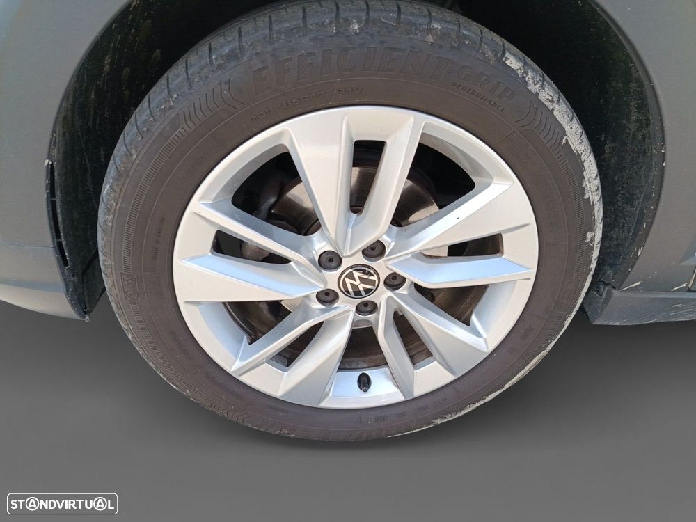 VW Taigo 1.0 TSI Urban - 14