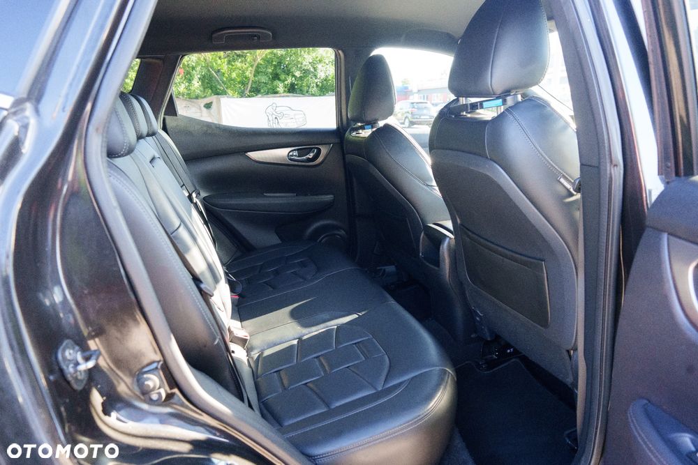 Nissan Qashqai 1.6 DIG-T N-Connecta - 27