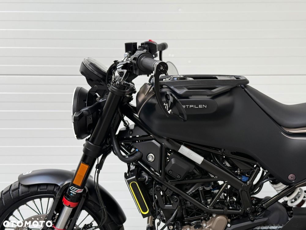 Husqvarna Svartpilen - 26