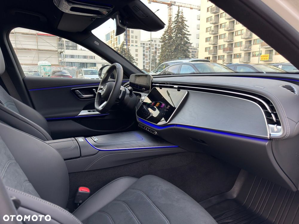 Mercedes-Benz Klasa E - 22