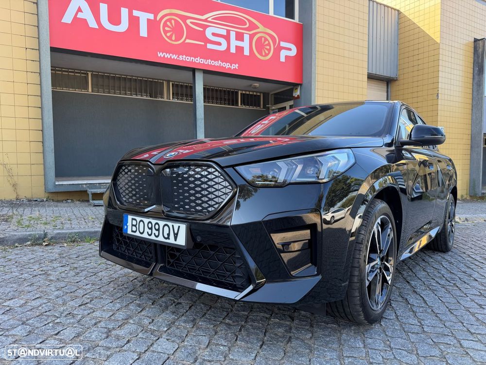 BMW iX2 eDrive20 Pack Desportivo M — fotografia 10