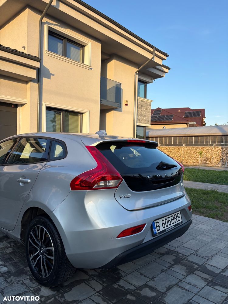 Volvo V40 D2 Basic - 10