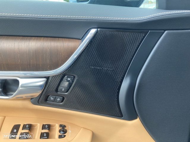 Volvo V90 2.0 T6 PHEV Inscription AWD - 28