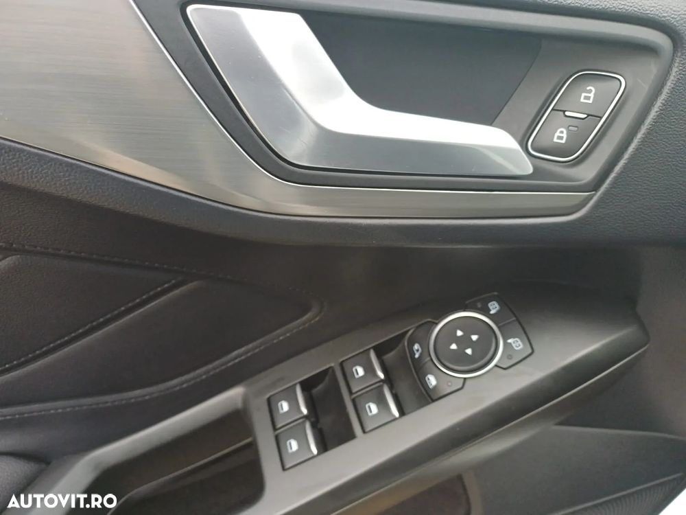 Ford Focus 1.5 EcoBlue Titanium - 12