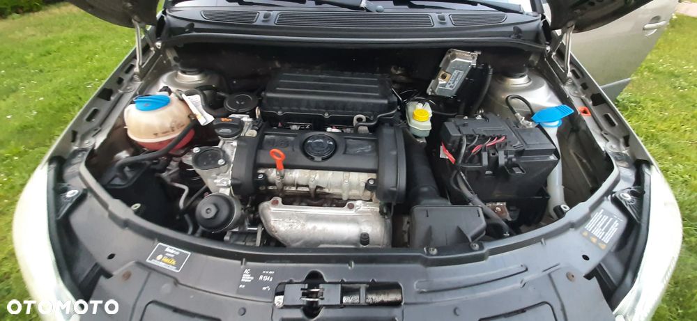 Skoda Roomster 1.6 16V Scout PLUS EDITION - 35