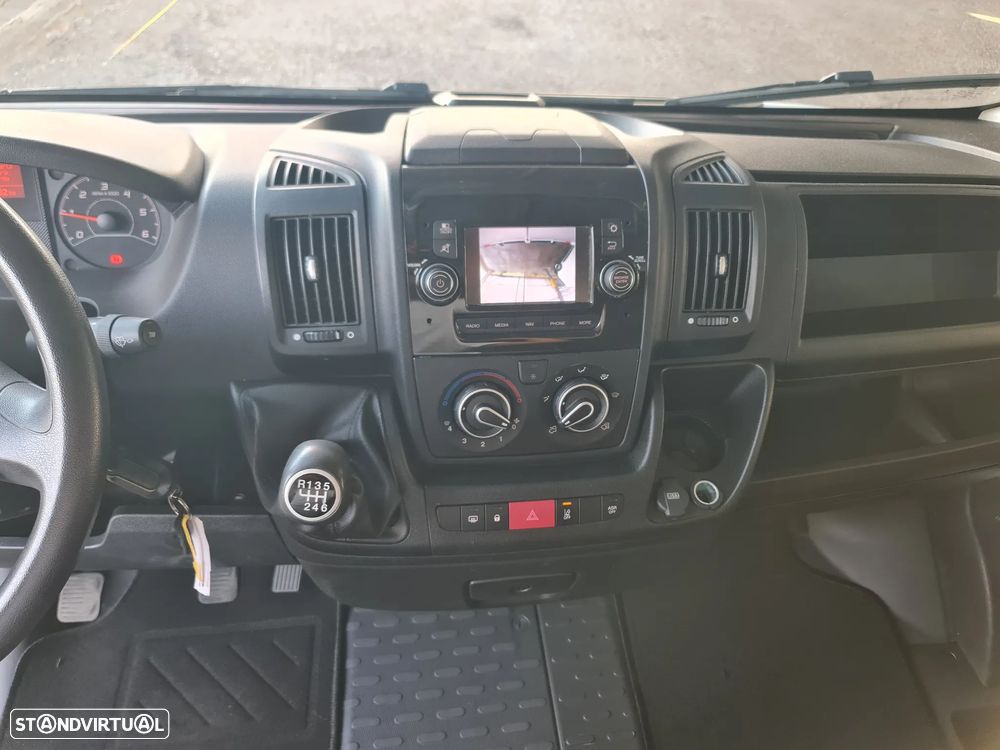 Citroën JUMPER 2.2 HDI 120CV L1H1 * Câmera/ Ac / Gps / IVA dedutível - 17