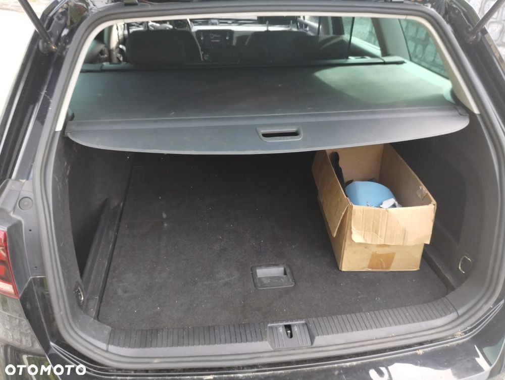 Volkswagen Passat Variant 2.0 TDI BMT Comfortline DSG - 11